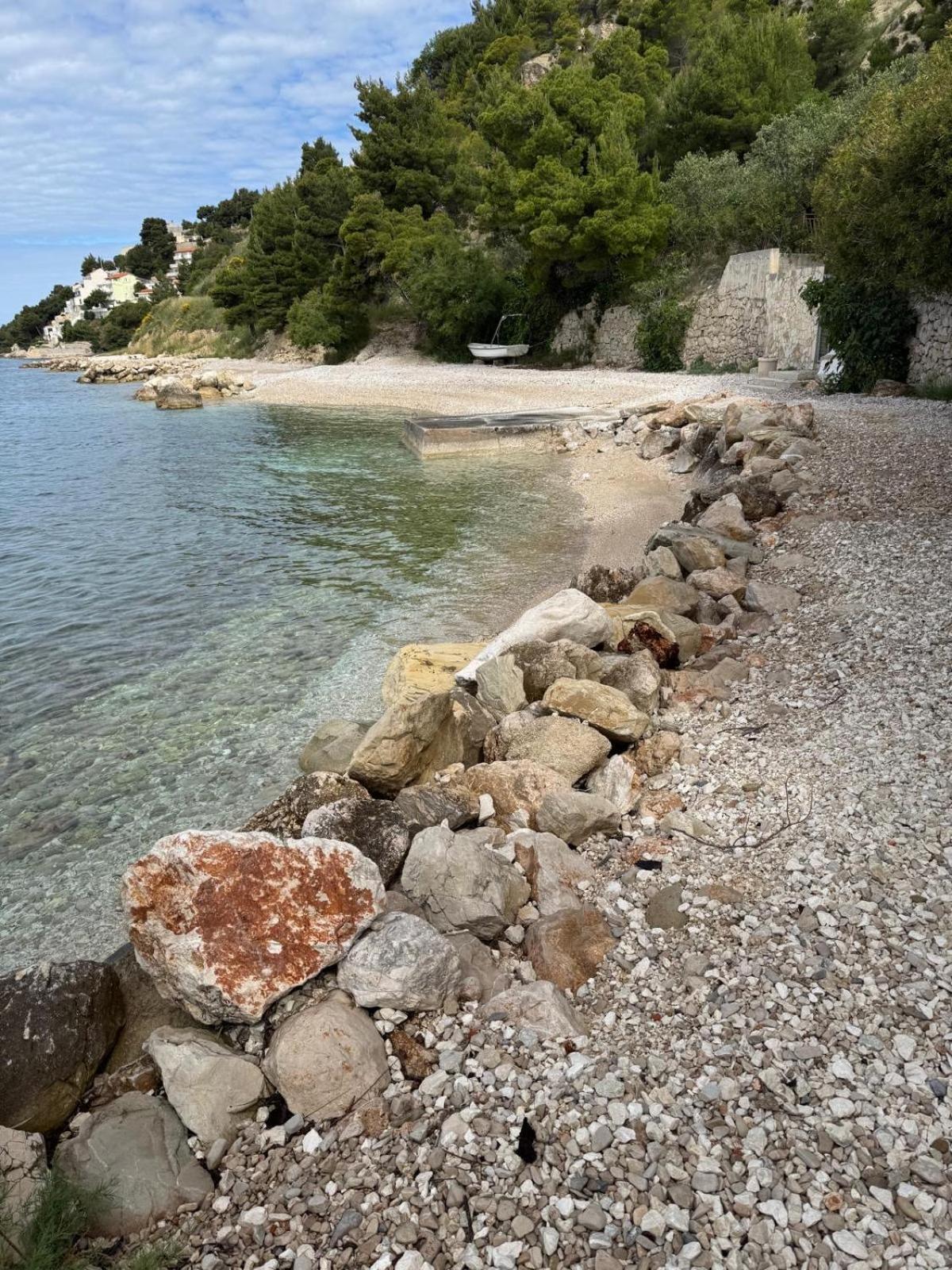 Amore Apatmani Čelina Exterior foto